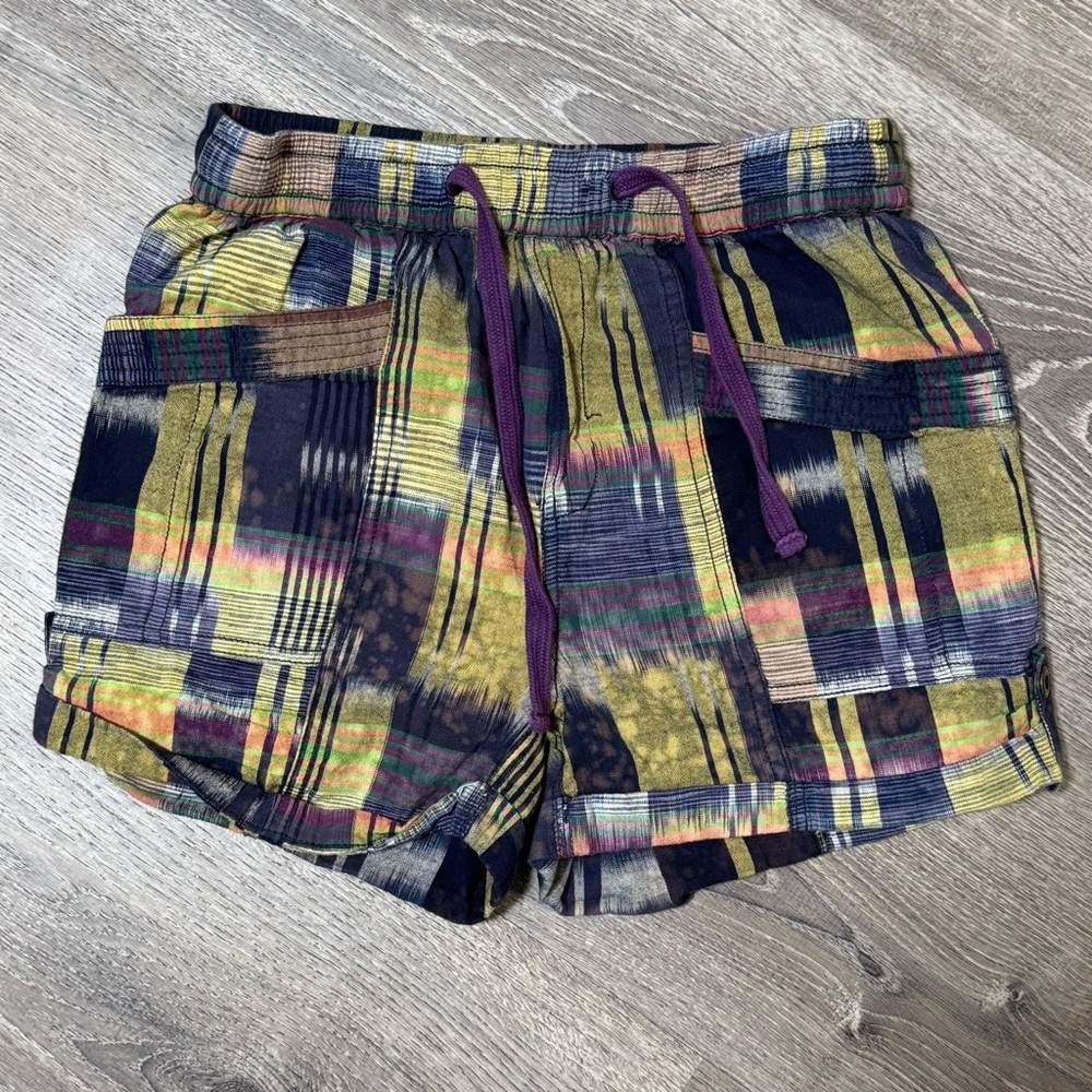 PILCRO Multicolor Draw String Checkered Casual Shorts XS